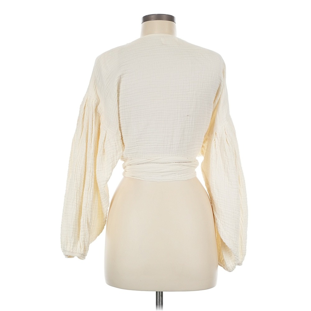 Pokoloko Cotton Gauze Balloon Sleeve V-Neck Wrap Top Top in Cream size OS - Picture 2 of 13